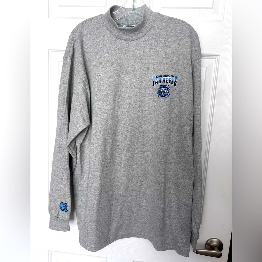 NWT vintage Carolina Tar Heels long sleeve tee